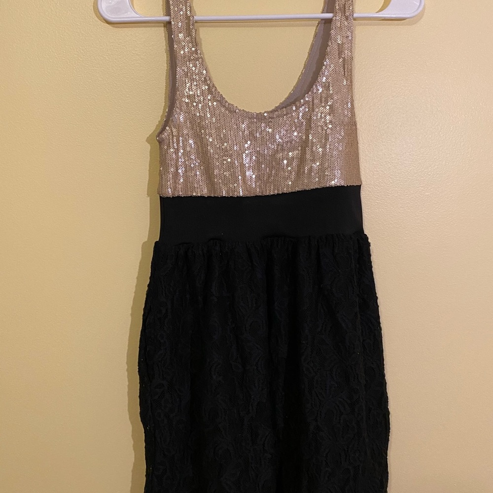 Gold sequins top or dress